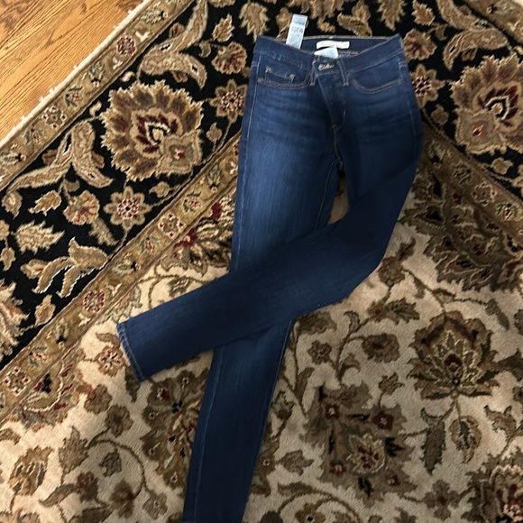 Great Levi’s stretch jeans size 24 - Picture 4 of 4